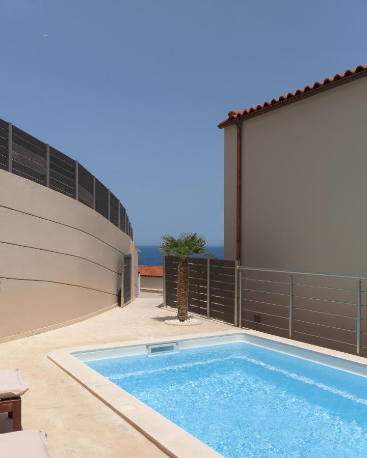 Manificus Villas, Designed For Togetherness, By Thinkvilla Palaiokastro (Crete)