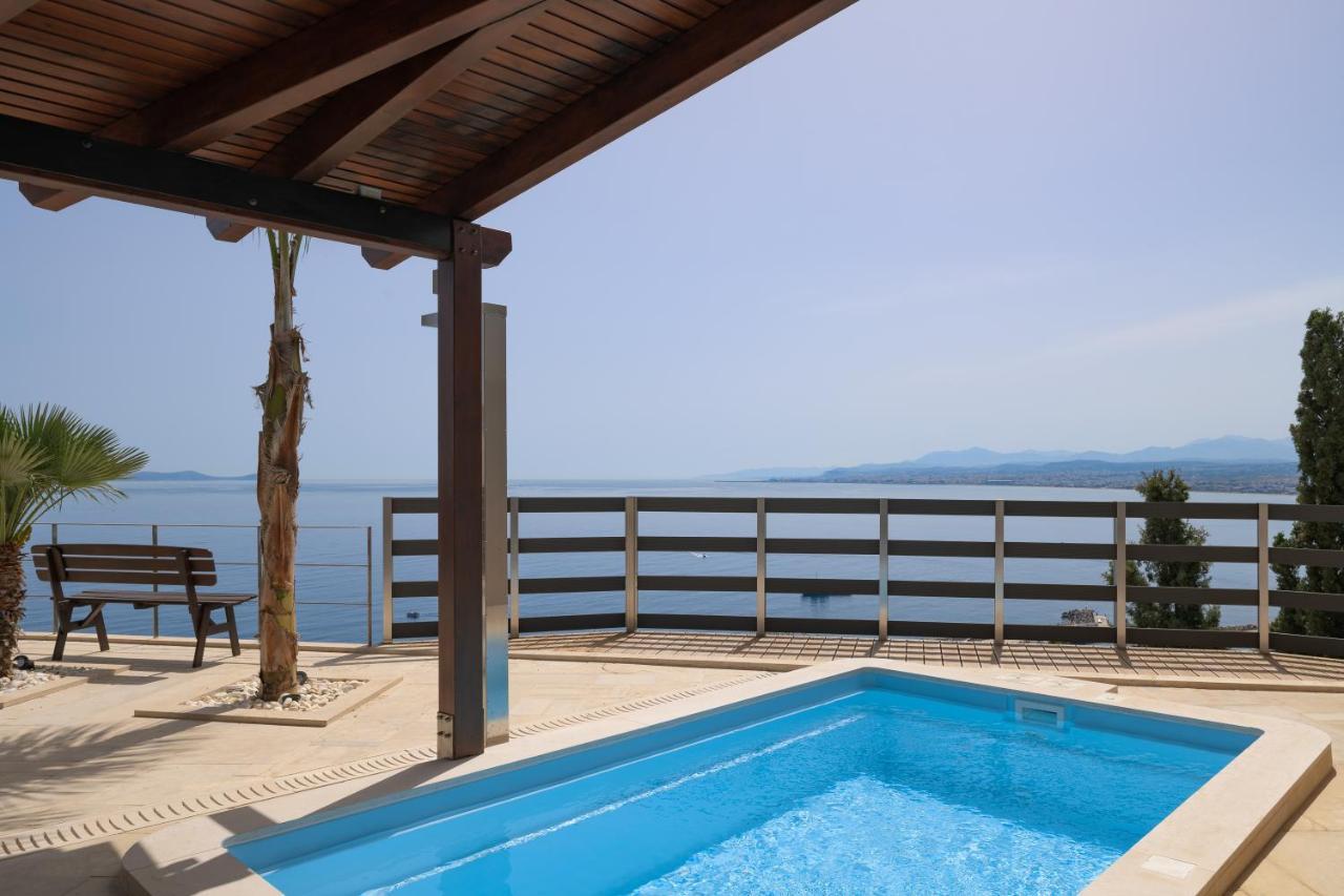 Manificus Villas, Designed For Togetherness, By Thinkvilla Villa