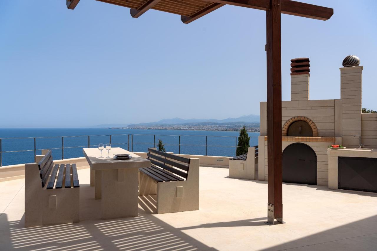 Manificus Villas, Designed For Togetherness, By Thinkvilla Villa