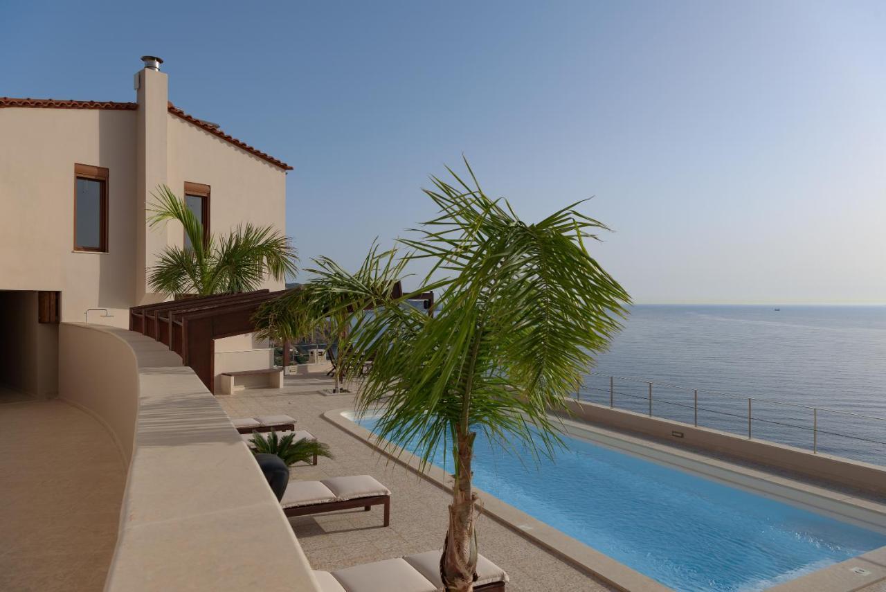 Villa Manificus Villas, Designed For Togetherness, By Thinkvilla Palaiokastro (Crete)