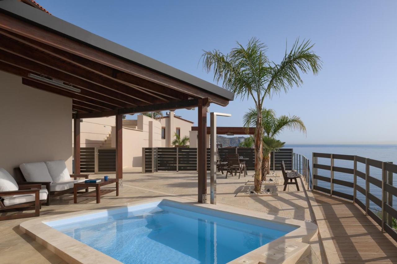 Villa Manificus Villas, Designed For Togetherness, By Thinkvilla Palaiokastro (Crete)