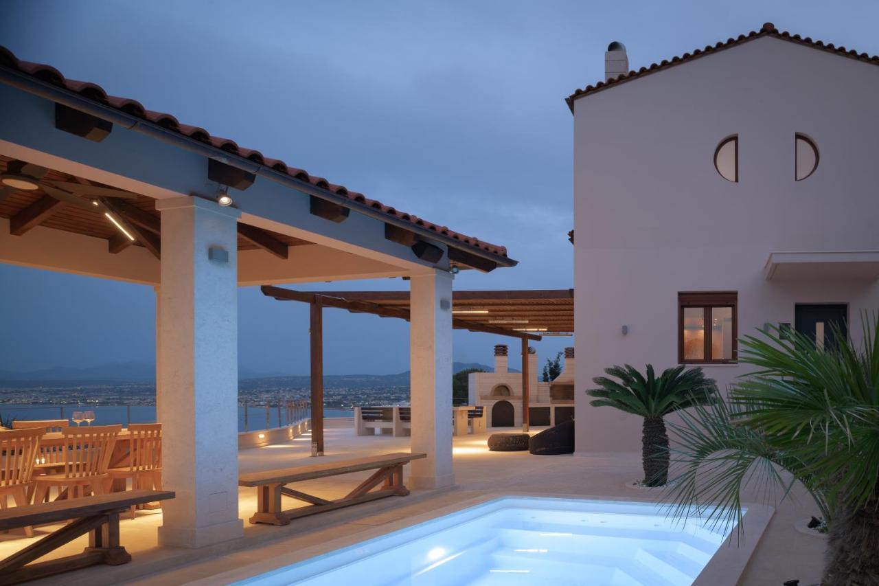 Villa Manificus Villas, Designed For Togetherness, By Thinkvilla Palaiokastro (Crete)