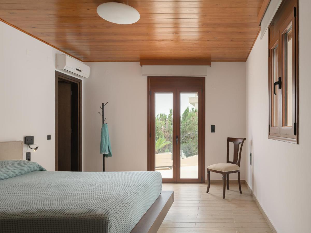 Manificus Villas, Designed For Togetherness, By Thinkvilla Villa